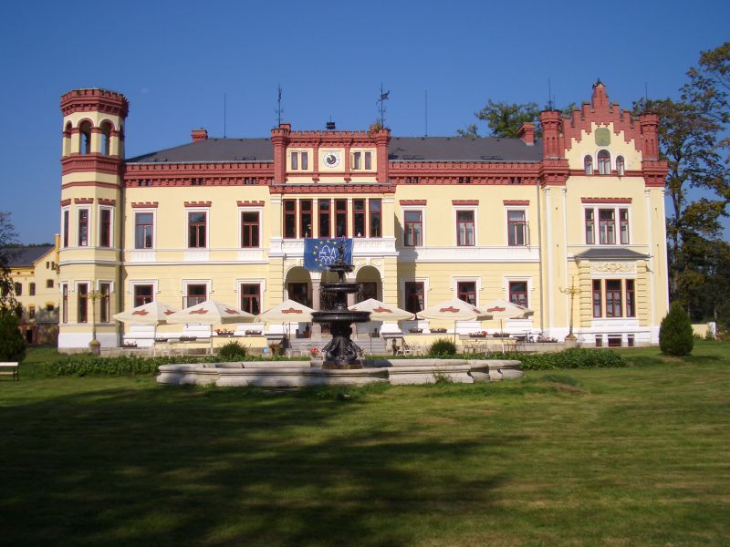 Schloss Mostov