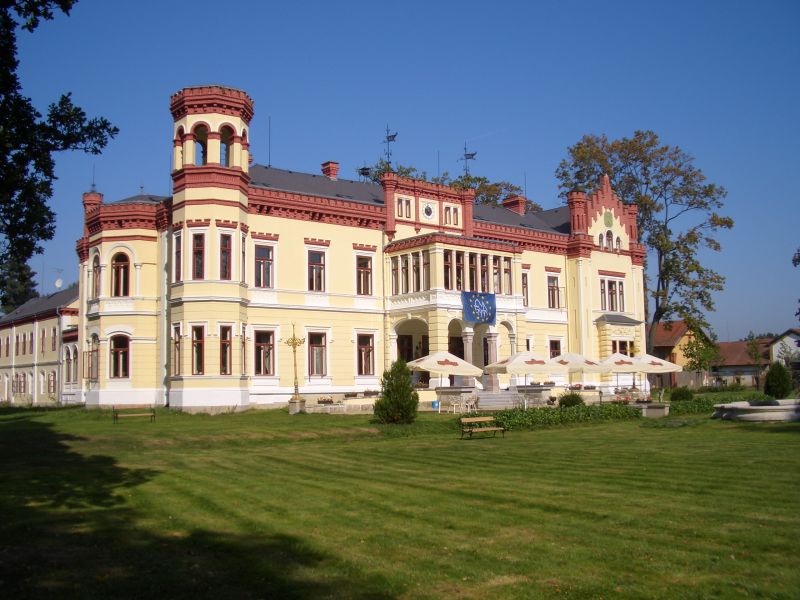 Schloss Mostov