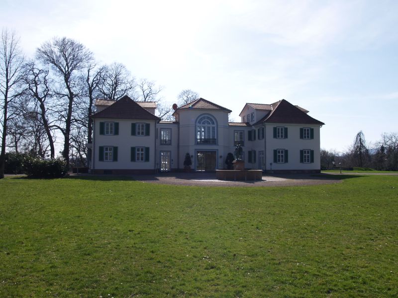 Schloss Schnfeld