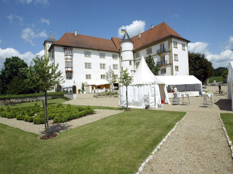 Schloss Neuhaus