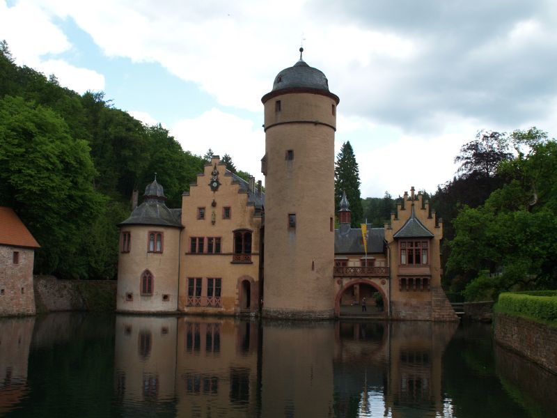 Schloss Mespelbrunn