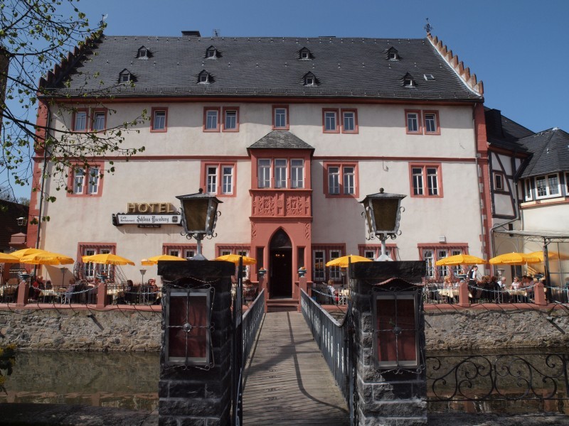 Schloss Ysenburg