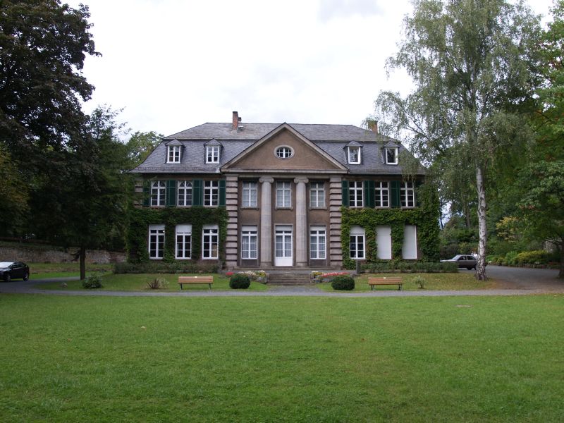 Villa Grn