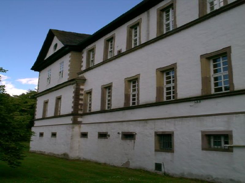 Schloss Wehrden
