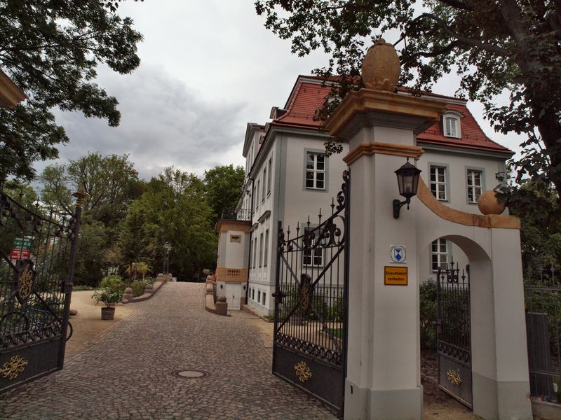 Schloss Gldengossa